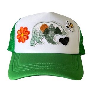 🆕 Trucker Hat with Embroidered Patches